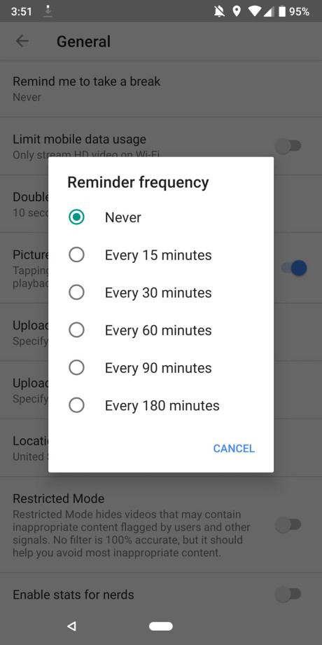 youtube pauses itself android