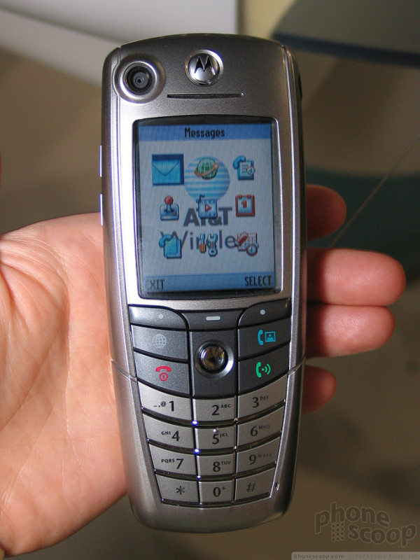 landheer Vegen snor CTIA Wireless 2004: Motorola : Motorola (Phone Scoop)